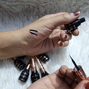 Huda beauty Eyeliner